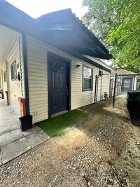 2117 Thonig Rd photo'