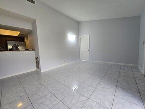 1213 SW 74th Ave in North Lauderdale, FL - Building Photo - Building Photo