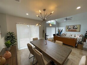 2044 NW 52nd St in Boca Raton, FL - Building Photo - Building Photo