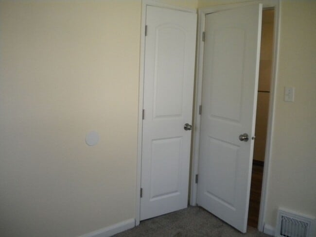 property at 820 W 25th St