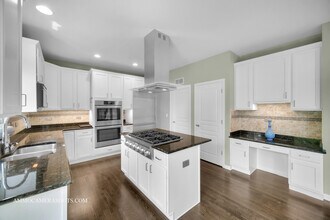 351 Tiger St in Bolingbrook, IL - Building Photo - Building Photo