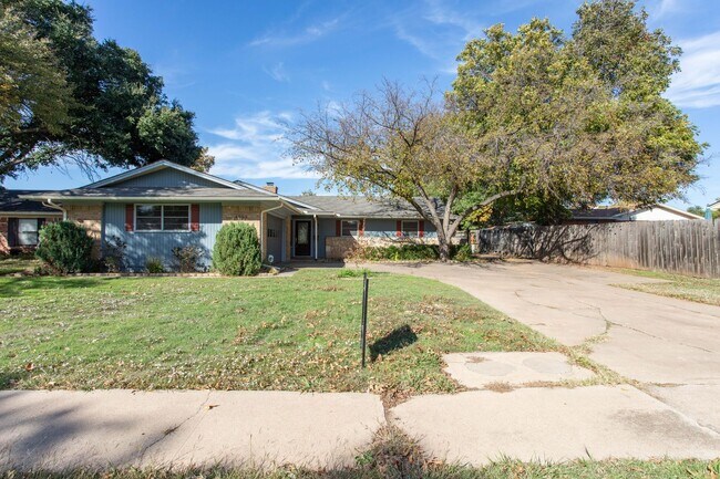 4202 Kingsbury Dr in Wichita Falls, TX - Building Photo - Building Photo