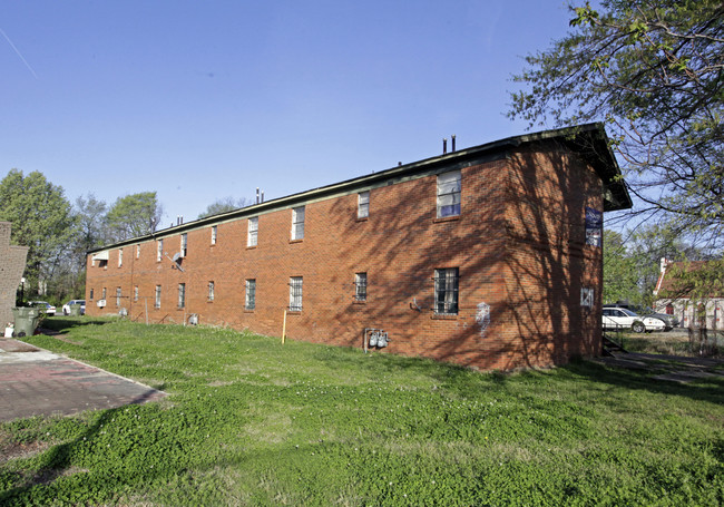 Mississippi Court Apartments in Memphis, TN - Building Photo - Building Photo