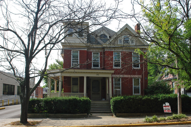 312 S Upper St in Lexington, KY - Foto de edificio - Building Photo