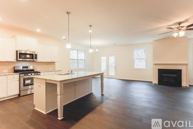 201 Valimar Dr in Braselton, GA - Building Photo - Building Photo