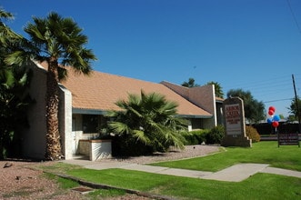 Arbor Creek in Phoenix, AZ - Building Photo - Building Photo