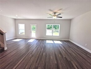 209 Station Overlook Dr in Auburn, GA - Building Photo - Building Photo