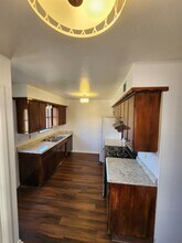 1909 W Shields Dr in Sherman, TX - Building Photo - Building Photo