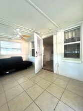 516 Northmoor Ave N in St. Petersburg, FL - Building Photo - Building Photo