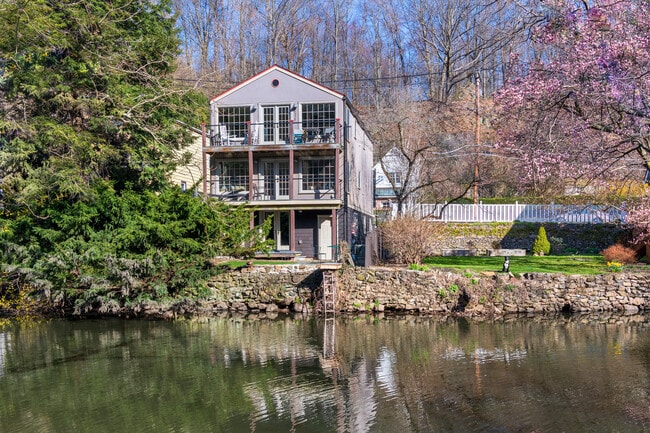 235 Piermont Ave in Piermont, NY - Building Photo - Building Photo