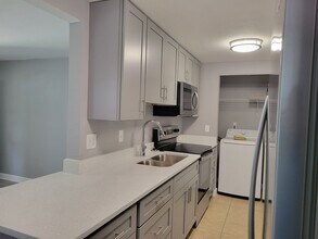 30 Jordan Dr in Hampton, VA - Building Photo - Building Photo