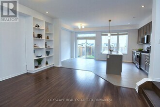 16 Kelso Dr in Haldimand, ON - Building Photo - Building Photo