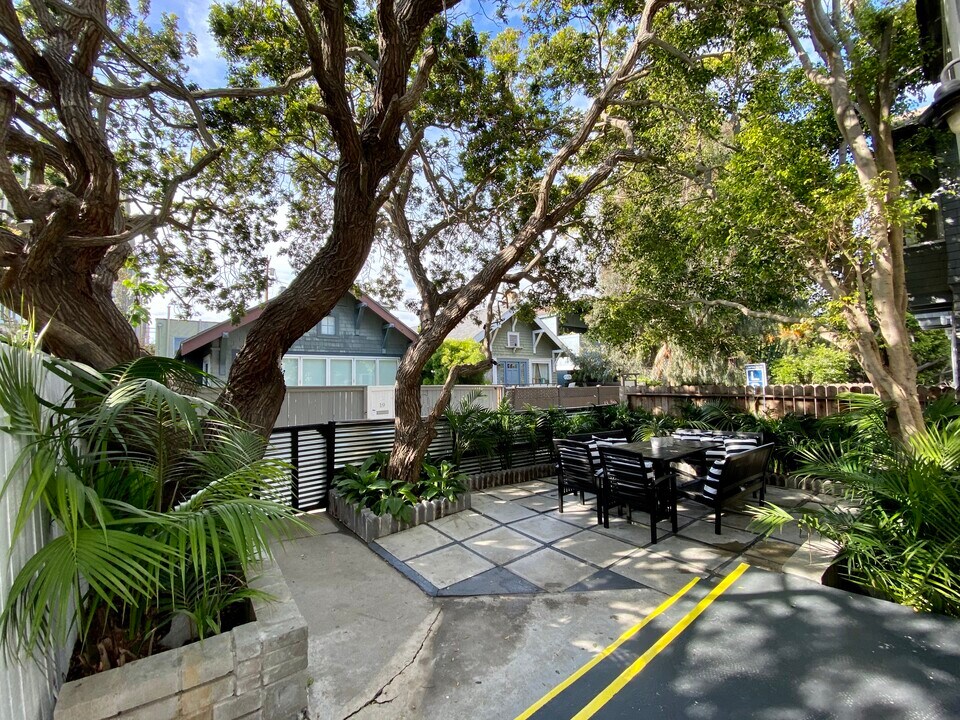 20 20th Ave, Unit A in Los Angeles, CA - Building Photo