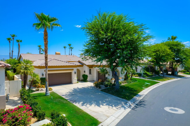 80616 Spanish Bay in La Quinta, CA - Foto de edificio - Building Photo