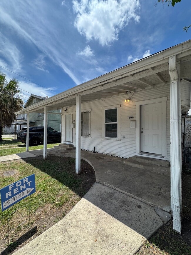 840 Steves Ave