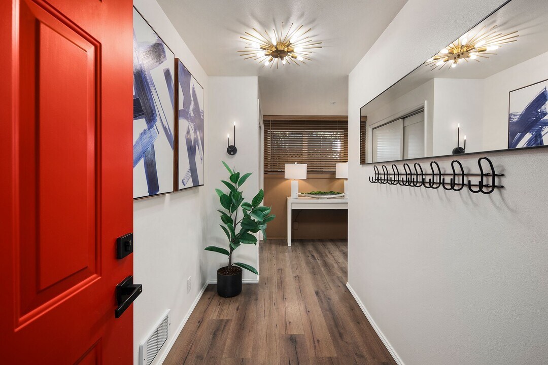 9301 Linden Ave N, Unit C in Seattle, WA - Building Photo