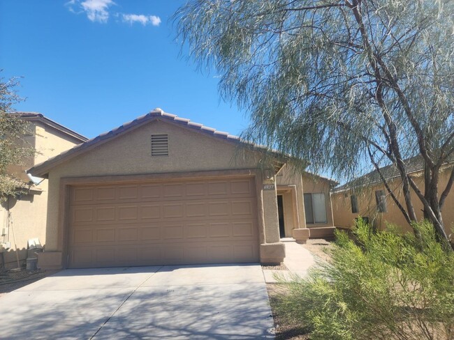property at 6937 S Copper Run Ave