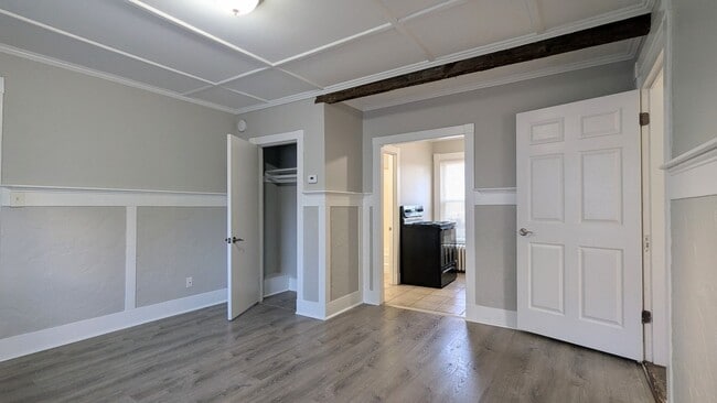 property at 2 Silver Pl