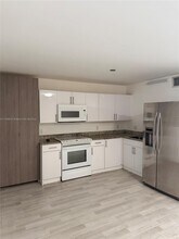1029 NW 3rd St in Miami, FL - Building Photo - Building Photo