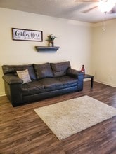 The Renaissance at Stoney Creek in Killeen, TX - Foto de edificio - Building Photo