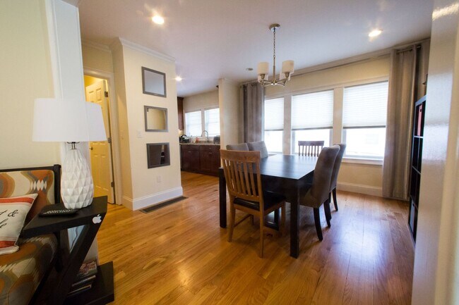 35 Beaconsfield Rd in Brookline, MA - Building Photo - Building Photo