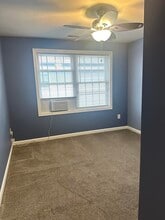 56 Exeter Ave in Manchester, NH - Building Photo - Building Photo