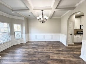 6135 Stillwood Ln in Cumming, GA - Foto de edificio - Building Photo