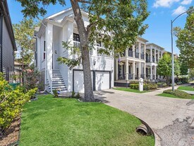 403 E 25th St in Houston, TX - Building Photo
