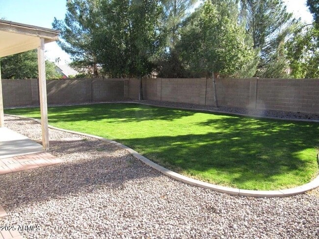 4757 W Kristal Way in Glendale, AZ - Building Photo - Building Photo