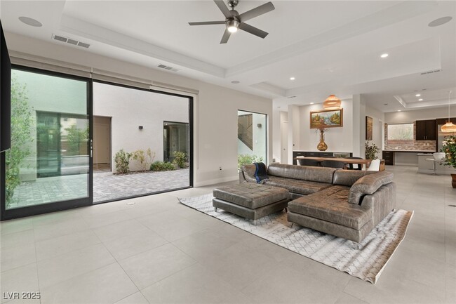 74 Pristine Glen St in Las Vegas, NV - Foto de edificio - Building Photo
