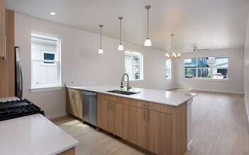 608 Companion Wy in Belgrade, MT - Building Photo - Building Photo