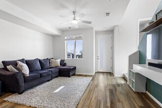 1623 S Andes Cir in Aurora, CO - Building Photo - Building Photo