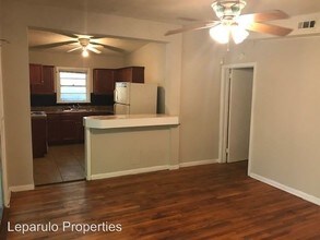 1622 Mayhew St in Tallahassee, FL - Building Photo - Building Photo