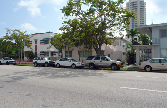 7327 Harding Ave in Miami Beach, FL - Building Photo - Building Photo