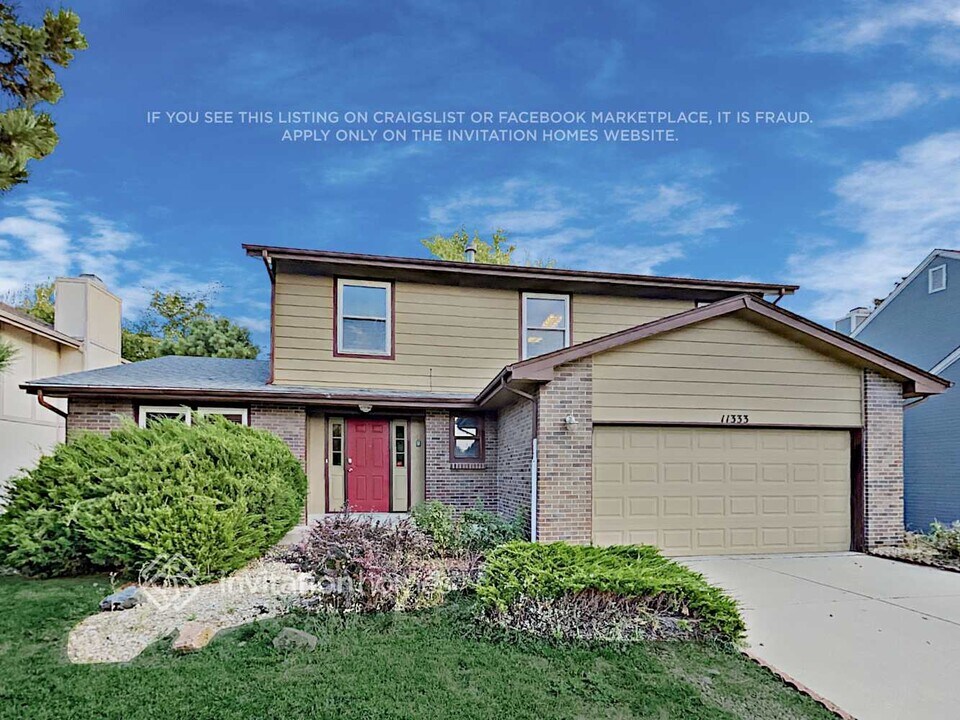 11333 E Warren Ave in Aurora, CO - Building Photo