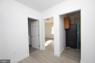 1112 Collings Ave in Oaklyn, NJ - Foto de edificio - Building Photo