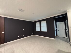 31688 Blue Passing Loop in Wesley Chapel, FL - Building Photo - Building Photo