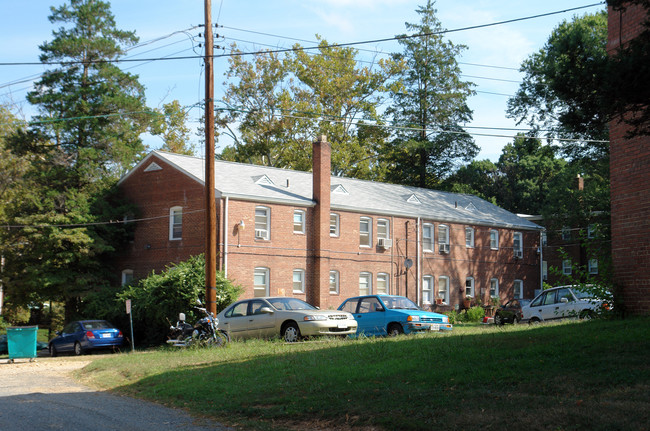 Westover Place in Arlington, VA - Foto de edificio - Building Photo