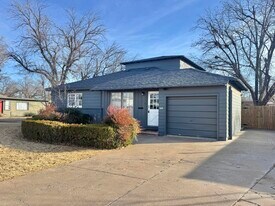 2701 27th St in Lubbock, TX - Building Photo