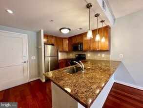 888 N Quincy St in Arlington, VA - Building Photo - Building Photo