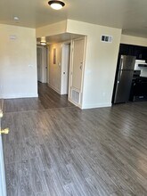 322-324 E 33rd St in Los Angeles, CA - Building Photo - Building Photo