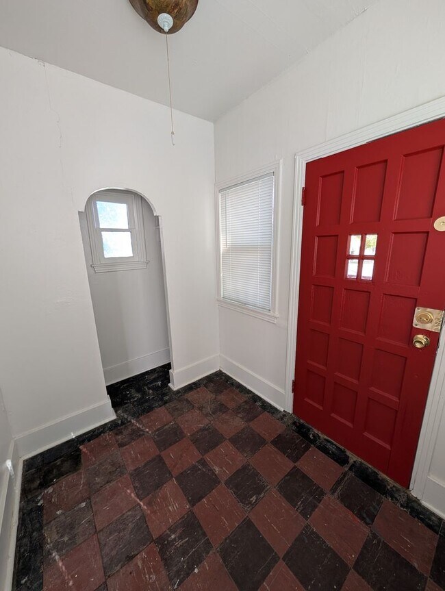 921 5th St in Rapid City, SD - Building Photo - Building Photo