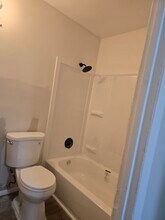 4619 Belcourt Dr in Dayton, OH - Building Photo - Building Photo