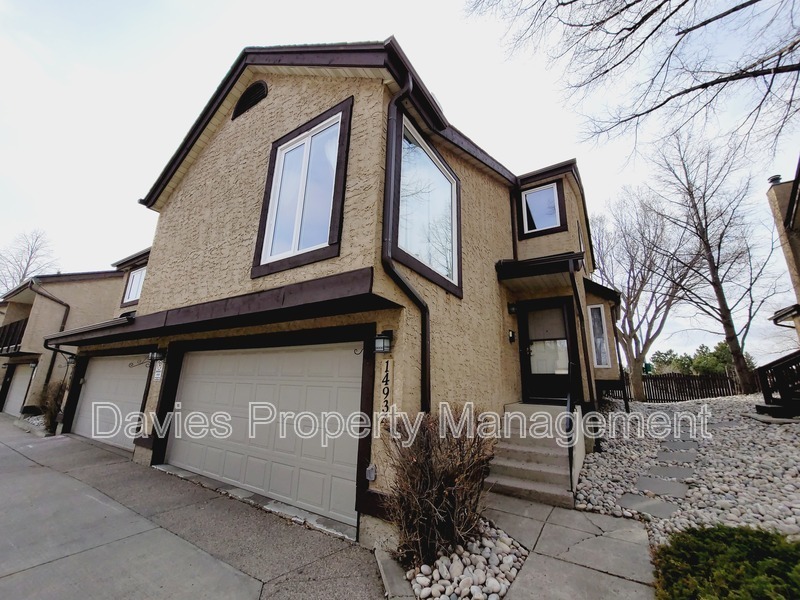 14934-14943 43 Ave NW in Edmonton, AB - Building Photo