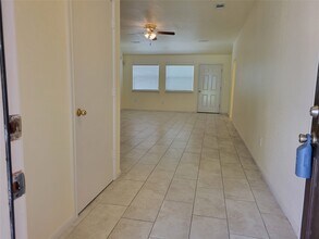 19330 Larissa Dr in Katy, TX - Building Photo - Building Photo