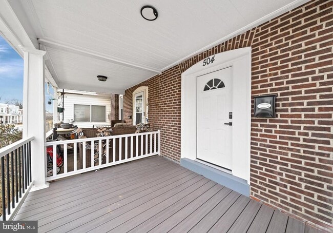 property at 504 W 26th St