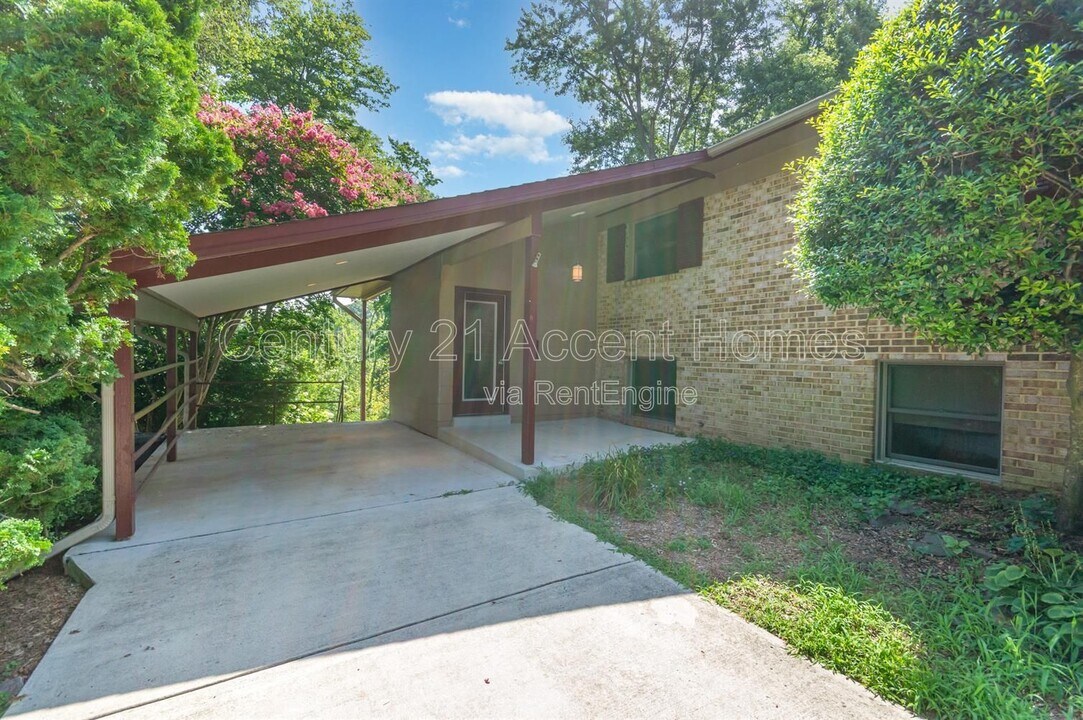 2618 Stirrup Ln in Alexandria, VA - Building Photo