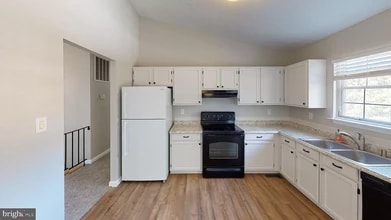 22234 Hawthorne Way, Unit A in Great Mills, MD - Building Photo - Building Photo