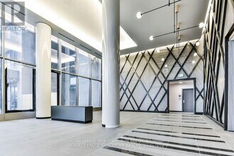 52-652 Forest Manor Rd in Toronto, ON - Building Photo - Building Photo