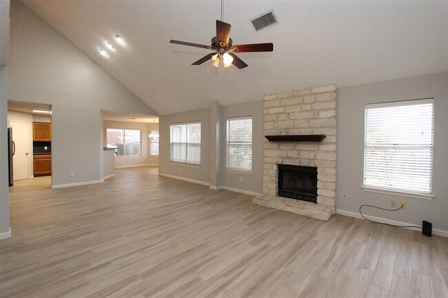 15301 Ecorio Dr in Austin, TX - Building Photo - Building Photo